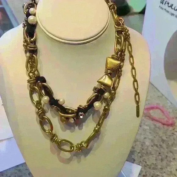 Stella and Dot French twist ribbon necklace - Picture 13 of 14